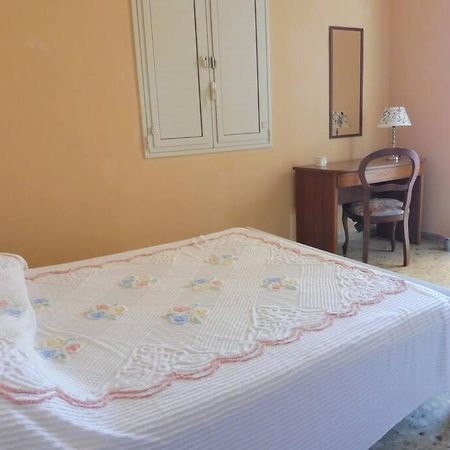פונטנה ביאנקה Appartamento In Villa A 100 Metri Dal Mare מראה חיצוני תמונה