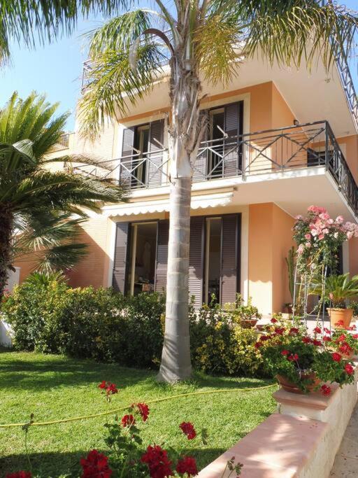 פונטנה ביאנקה Appartamento In Villa A 100 Metri Dal Mare מראה חיצוני תמונה